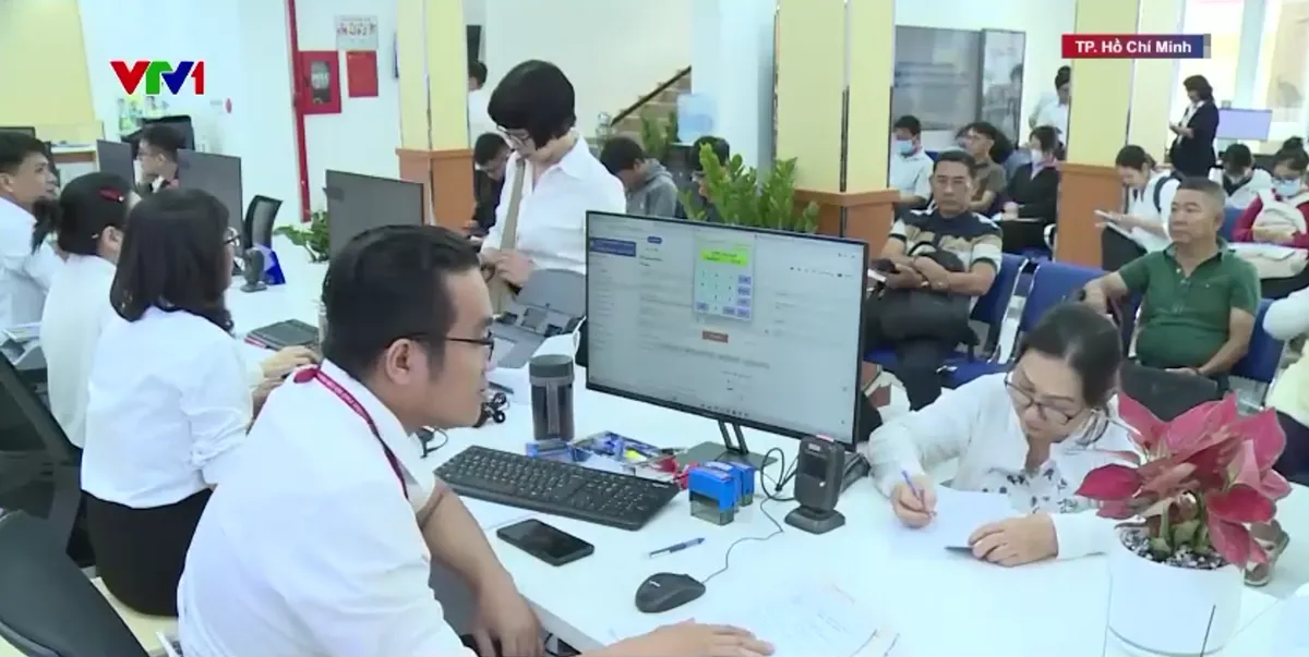 Chấm điểm c&ocirc;ng chức &ndash; C&acirc;u chuyện từ cơ sở - Ảnh 2.