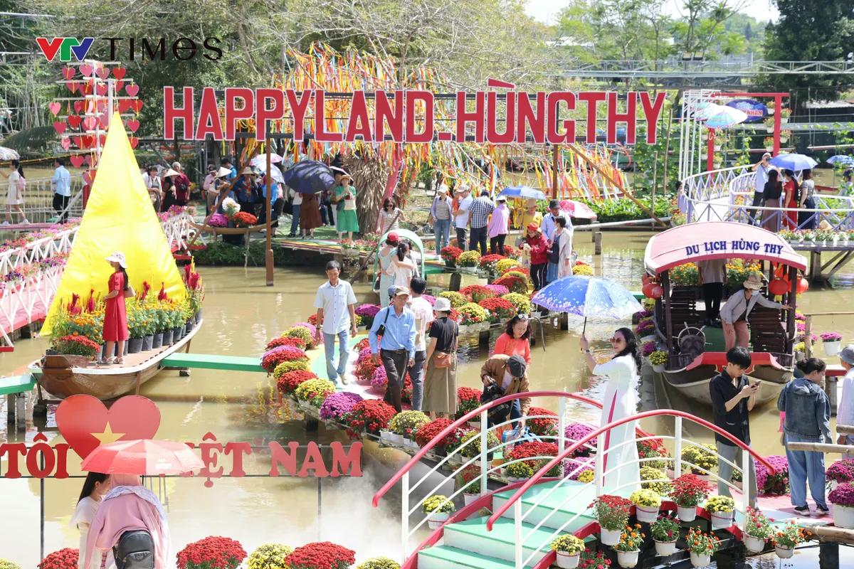 Đón năm mới 2026, làng hoa Sa Đéc hút khách với loạt trải nghiệm đặc sắc- Ảnh 7. Đón năm mới 2026, làng hoa Sa Đéc hút khách với loạt trải nghiệm đặc sắc- Ảnh 7.