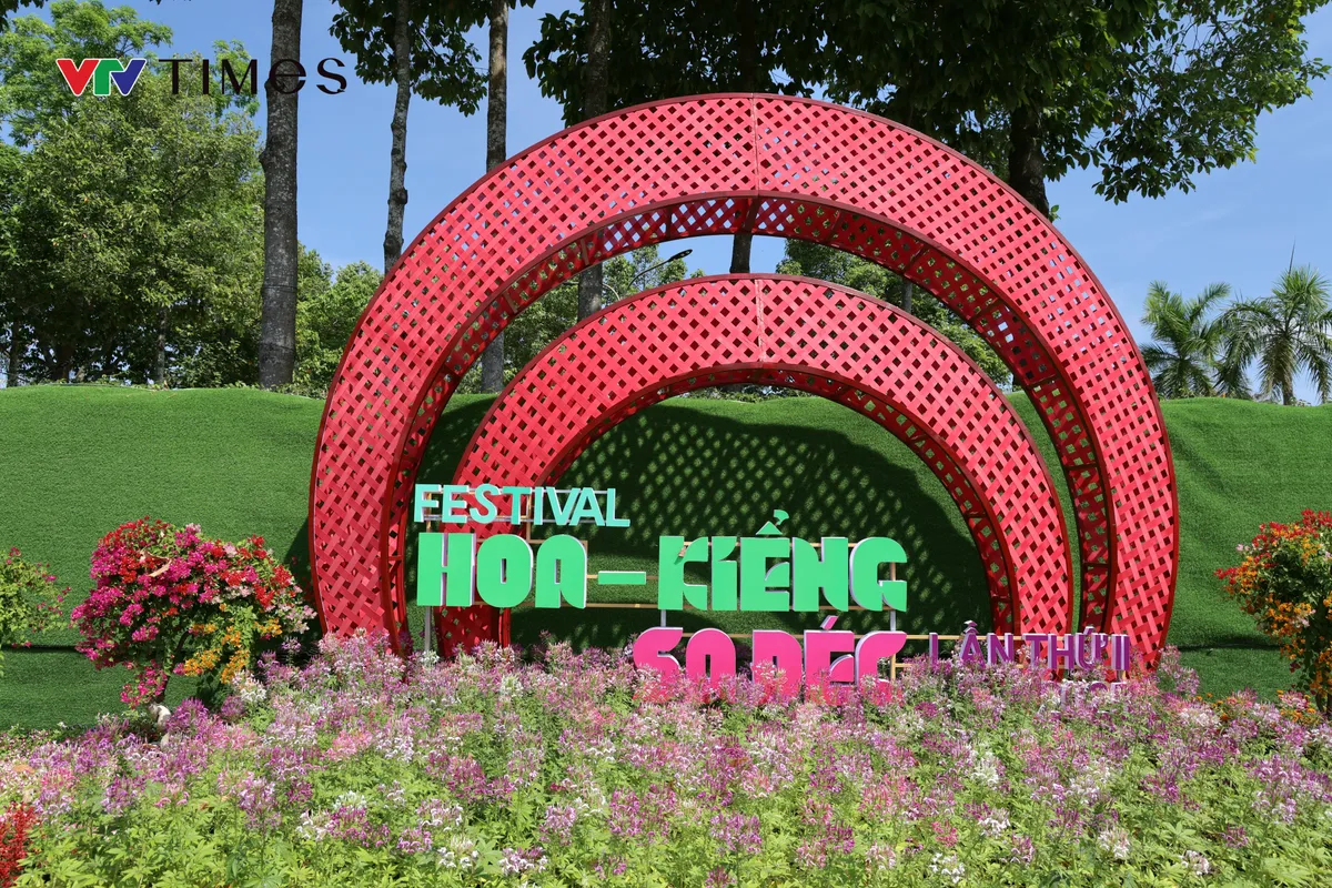 Đón năm mới 2026, làng hoa Sa Đéc hút khách với loạt trải nghiệm đặc sắc- Ảnh 4. Đón năm mới 2026, làng hoa Sa Đéc hút khách với loạt trải nghiệm đặc sắc- Ảnh 4.