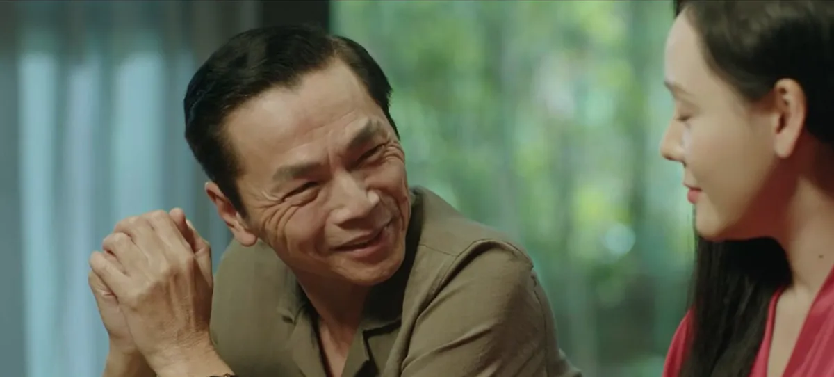 Lằn ranh - Tập 45: &Ocirc;ng S&aacute;ch bị vợ ph&aacute;t hiện ngoại t&igrave;nh, v&agrave;o &ldquo;tầm ngắm&rdquo; của B&iacute; thư Sơn - Ảnh 9.