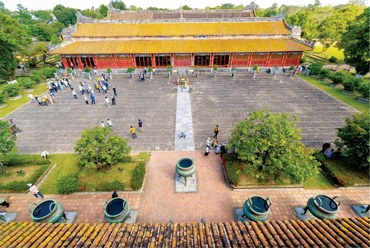 Cửu Đỉnh cung đ&igrave;nh Huế: Bản tuy&ecirc;n ng&ocirc;n chủ quyền đ&uacute;c bằng đồng khối- Ảnh 2.