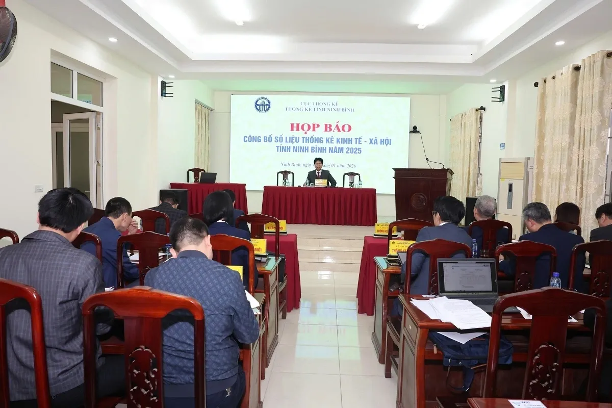 Ninh B&igrave;nh tăng trưởng GRDP hơn 10%, thu ng&acirc;n s&aacute;ch đạt tr&ecirc;n 77.000 tỷ đồng năm 2025- Ảnh 1.