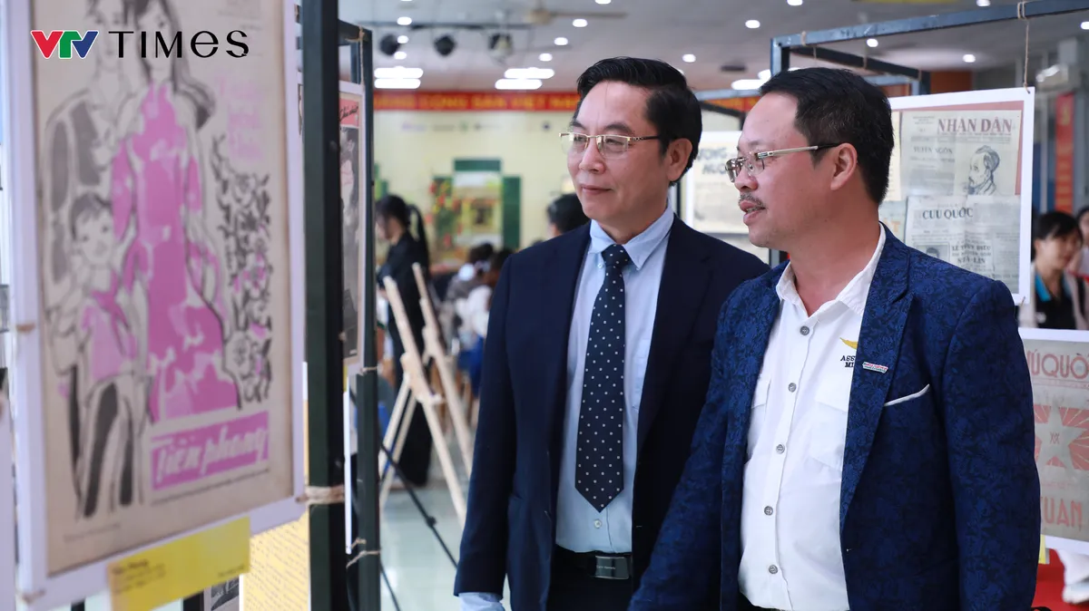 Triển lãm ấn phẩm báo in của 34 tỉnh thành sau hợp nhất - Ảnh 9.