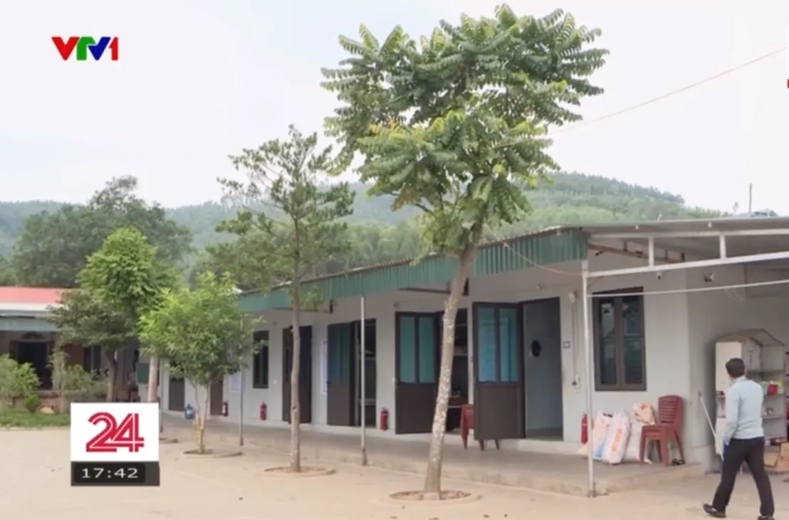 &ldquo;Gậy Hạ Long&rdquo; v&agrave; nỗi &aacute;m ảnh của những đứa trẻ tại Trung t&acirc;m c&ocirc;ng t&aacute;c x&atilde; hội Hải H&agrave; - Ảnh 4.