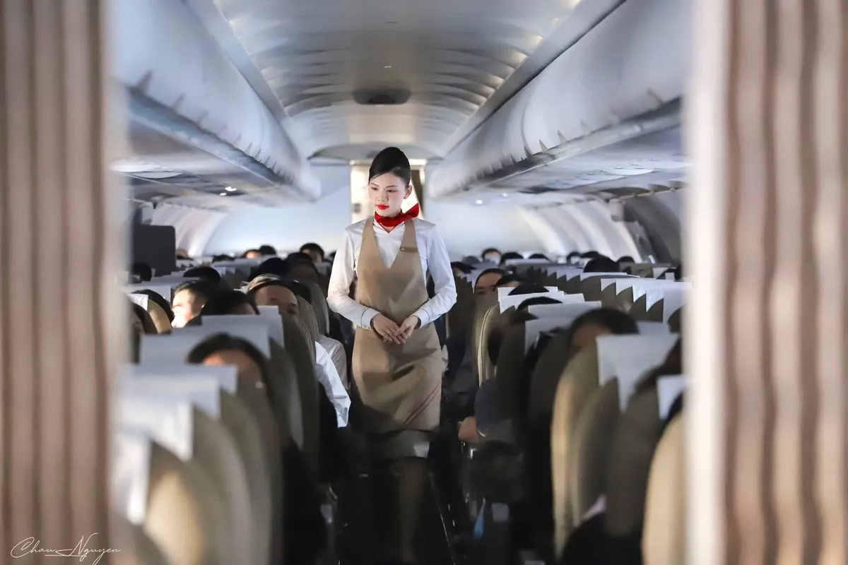 H&atilde;ng h&agrave;ng kh&ocirc;ng Sun PhuQuoc Airways r&uacute;t ngắn h&agrave;nh tr&igrave;nh tại s&acirc;n bay bằng thủ tục trực tuyến với sinh trắc học - Ảnh 2.