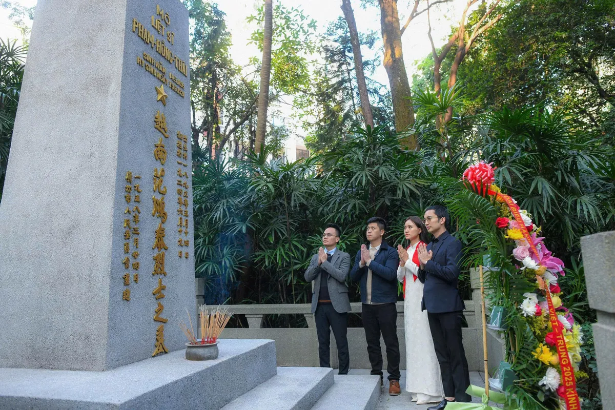 Khi truyền th&ocirc;ng l&agrave;m cầu nối cho H&agrave;nh tr&igrave;nh Hữu nghị Việt - Trung - Ảnh 3.