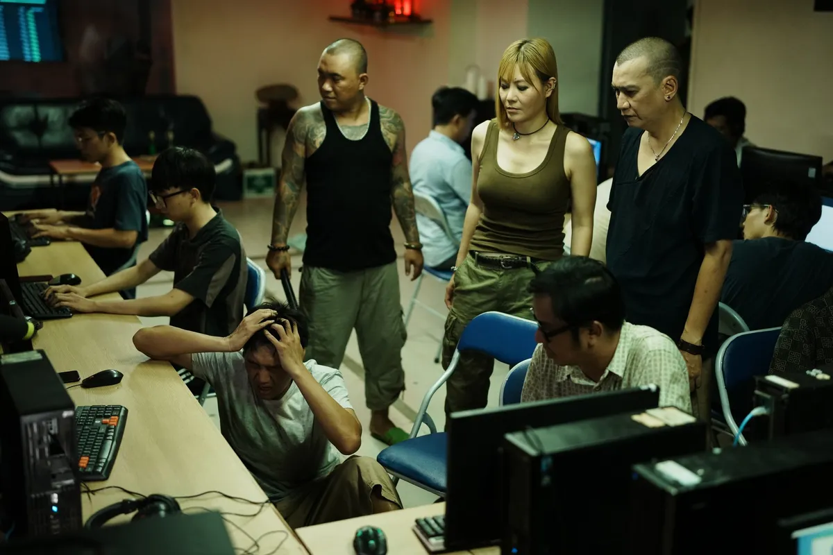 Ph&ograve;ng v&eacute; đầu năm: phim Việt so k&egrave; phim ngoại - Ảnh 2.