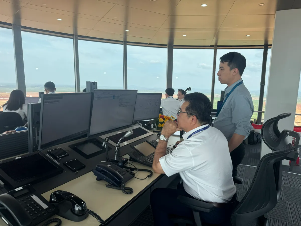 Cất c&aacute;nh Long Th&agrave;nh - chắp c&aacute;nh tương lai - Ảnh 5.