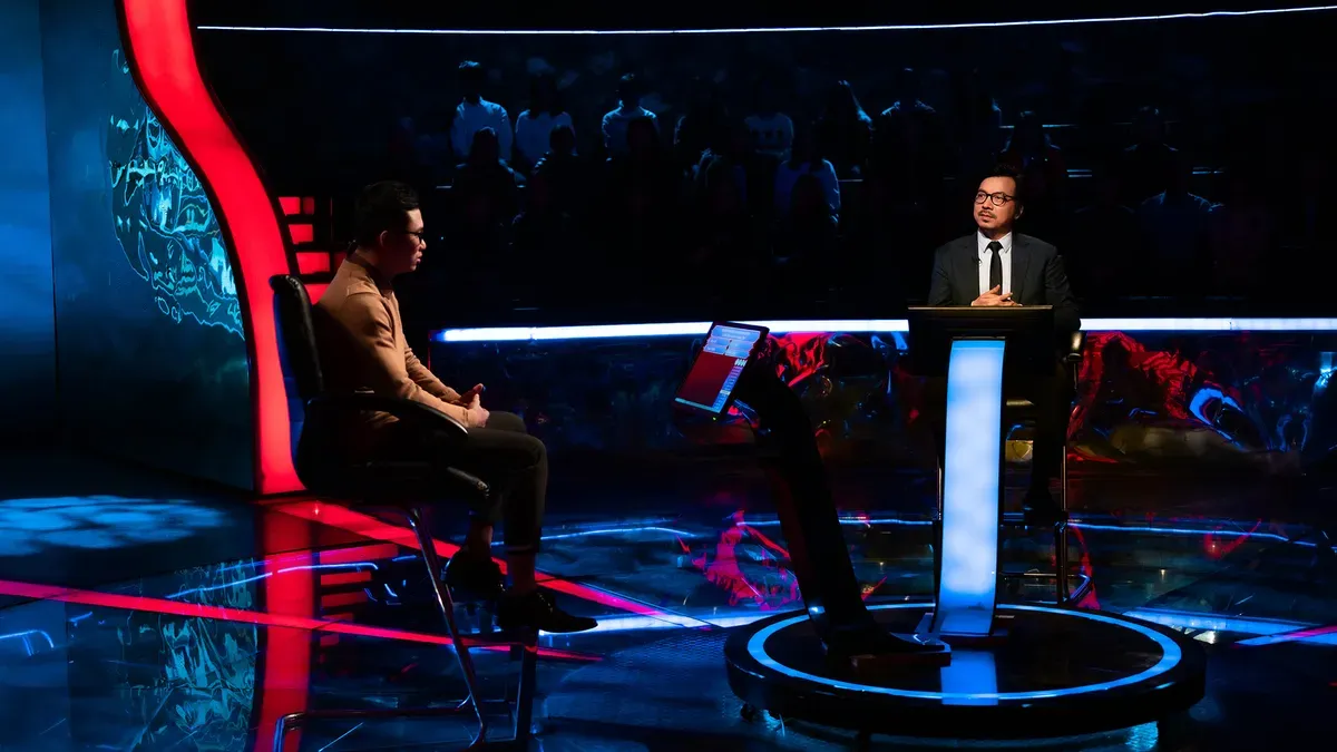 "Gi&aacute;o sư Xoay" Đinh Tiến Dũng gửi lời cảm ơn người dẫn mới của Ai l&agrave; triệu ph&uacute; - Ảnh 3.