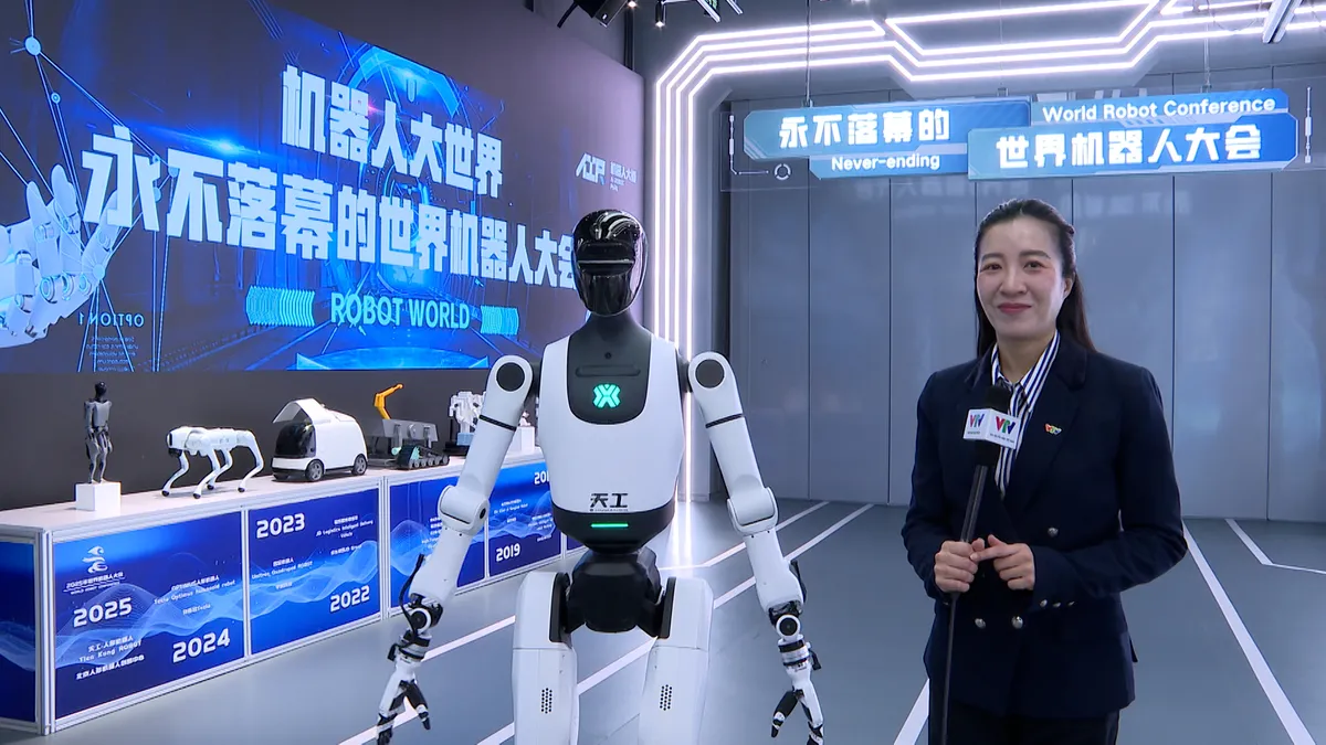 Trưởng đại diện Cơ quan thường tr&uacute; VTV tại Trung Quốc: &Aacute;p lực lớn nhất l&agrave; vượt qua ch&iacute;nh m&igrave;nh - Ảnh 1.