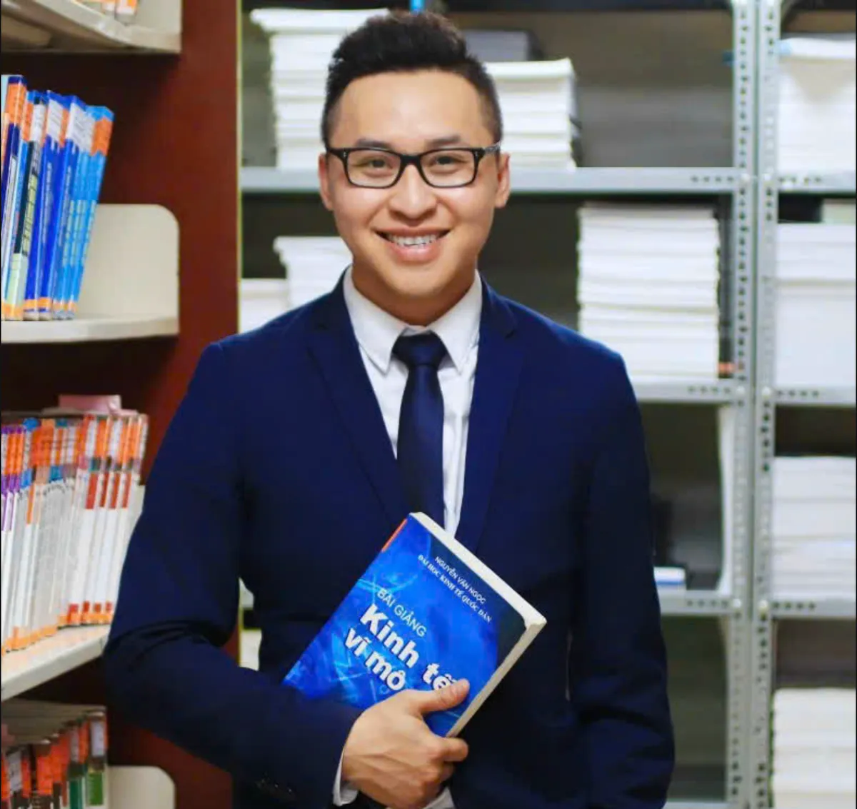 Gi&aacute; v&agrave;ng nhẫn tiếp tục tăng đến 1,2 triệu đồng/lượng- Ảnh 1.