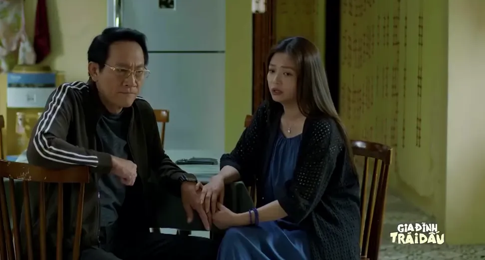Gia đ&igrave;nh tr&aacute;i dấu - Tập 17: Dương bị tống t&igrave;nh - Ảnh 4.