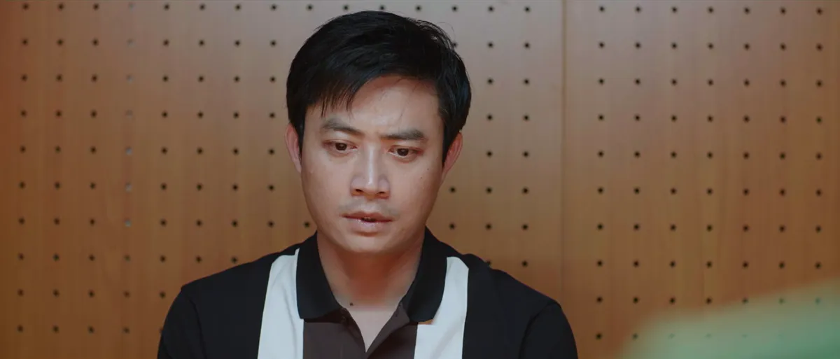 Lằn ranh - Tập 47: Khắc nhận mọi tội về m&igrave;nh, &ocirc;ng S&aacute;ch giăng lưới đ&acirc;m sau lưng Chủ tịch Thủy - Ảnh 8.