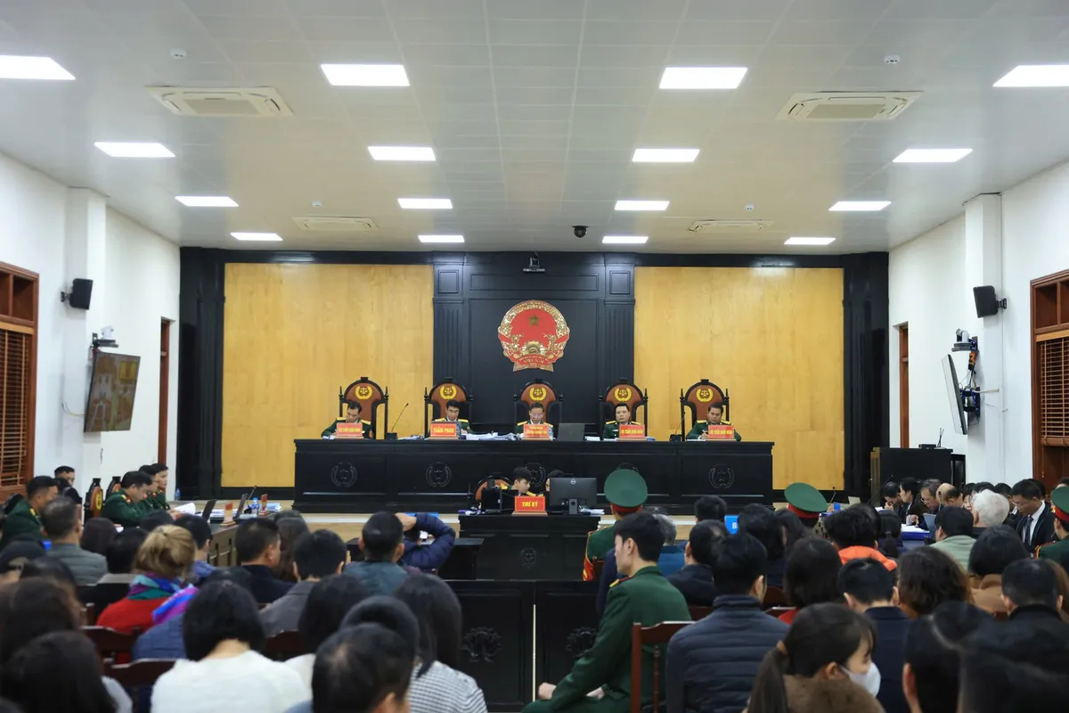 Vụ th&acirc;u t&oacute;m đất s&acirc;n bay Nha Trang: Nhiều người mua đất n&oacute;i &ldquo;kh&ocirc;ng bị ai lừa&rdquo;- Ảnh 1.