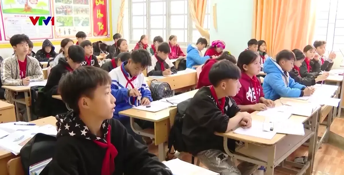 Miền Bắc chìm trong giá rét, nhiệt độ nhiều nơi xuống rất thấp - Ảnh 2.