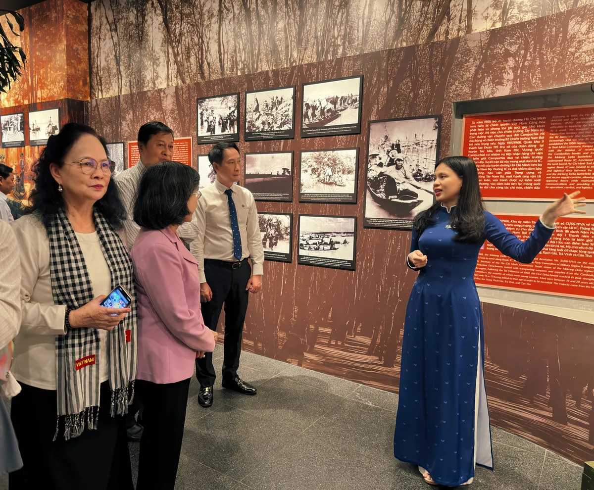 Sống lại những k&yacute; ức về thời thanh xu&acirc;n rực lửa tr&ecirc;n tuyến đường 1C huyền thoại- Ảnh 3.