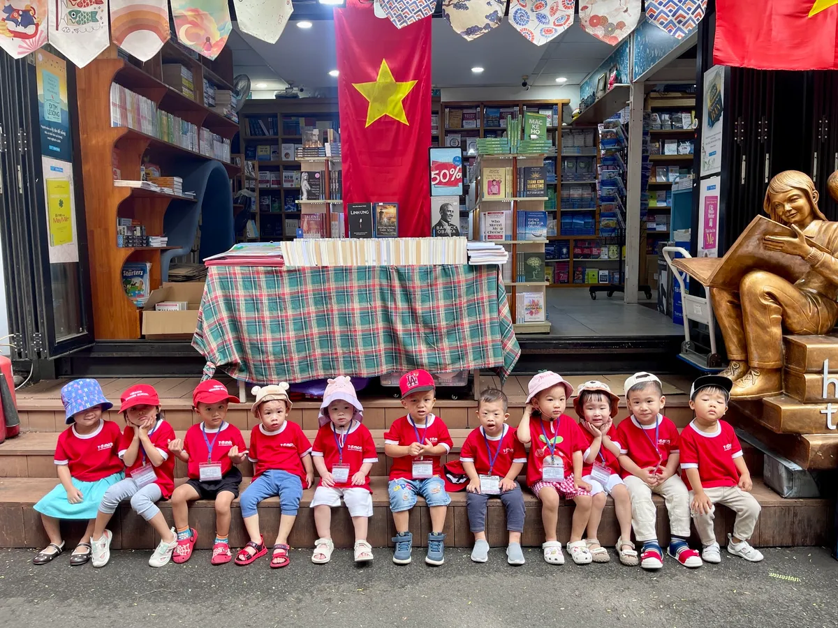 Đường s&aacute;ch TP Hồ Ch&iacute; Minh v&agrave; h&agrave;nh tr&igrave;nh 10 năm lan tỏa c&aacute;c gi&aacute; trị văn h&oacute;a- Ảnh 6.