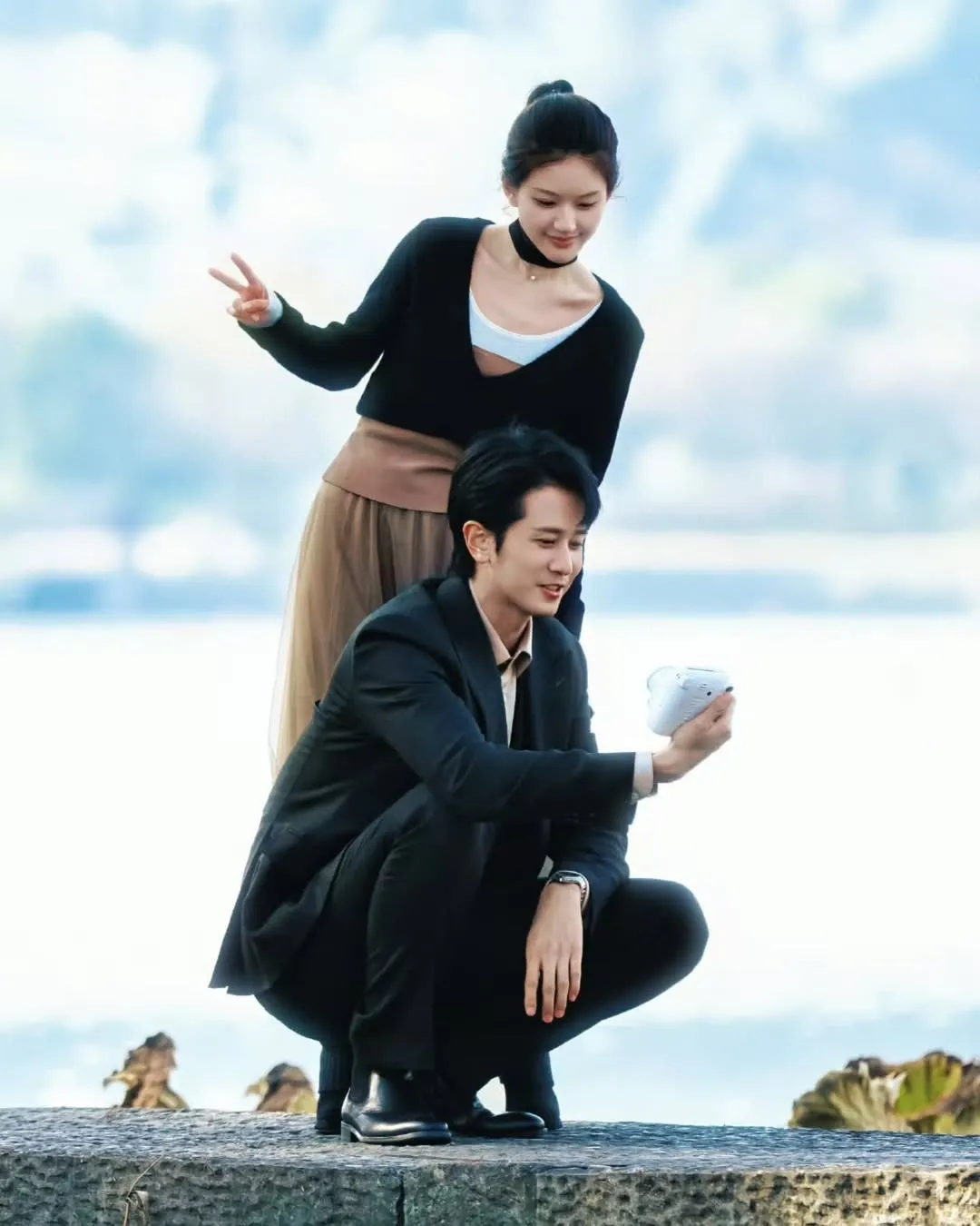 Phim của Triệu Lộ Tư, B&agrave;nh Qu&aacute;n Anh cắt giảm một nửa số tập, l&ecirc;n s&oacute;ng qu&yacute; 1 - Ảnh 1.