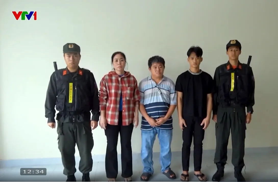 Khởi tố vụ &aacute;n sản xuất, bu&ocirc;n b&aacute;n m&igrave; sợi sử dụng chất cấm tại TP Hồ Ch&iacute; Minh  - Ảnh 1.