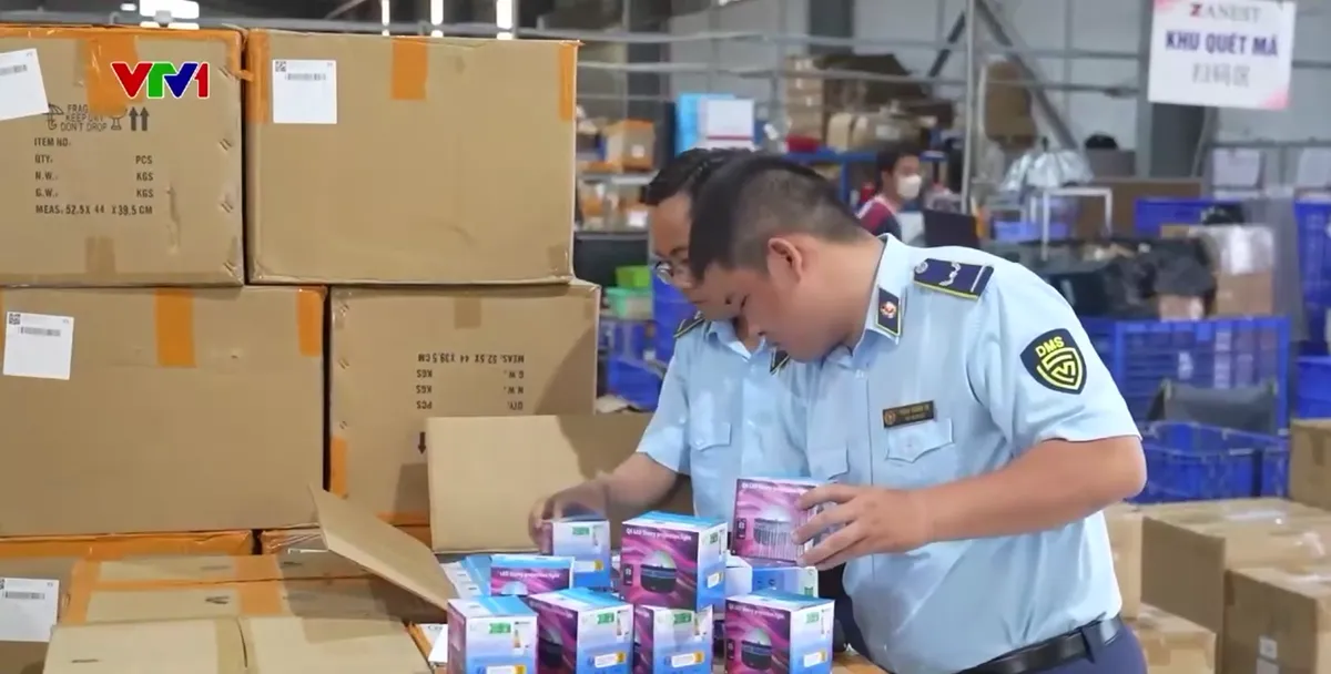 Thách thức hàng lậu cận Tết - Ảnh 4.