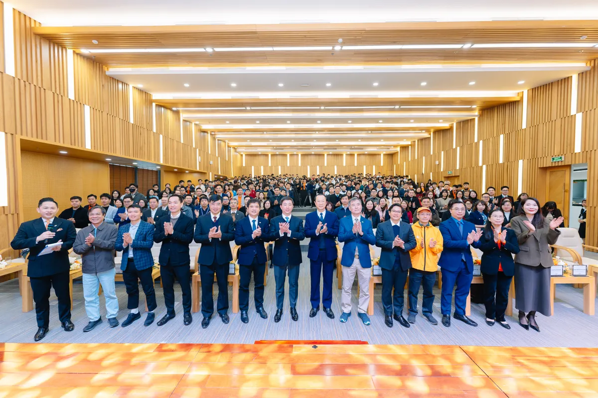 Khởi động cuộc thi AI dành cho học sinh THPT - Ảnh 4.