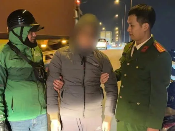 H&eacute; lộ l&yacute; do nam thanh ni&ecirc;n Hải Ph&ograve;ng ra cầu Khuể định tự tử trong đ&ecirc;m- Ảnh 1.