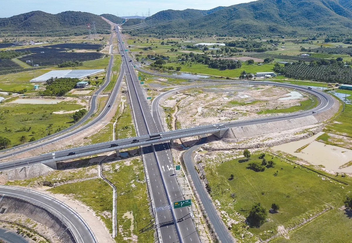 Hơn 3.000km cao tốc: "mạch máu" chiến lược và cú hích thay đổi vận mệnh kinh tế quốc gia - Ảnh 1.