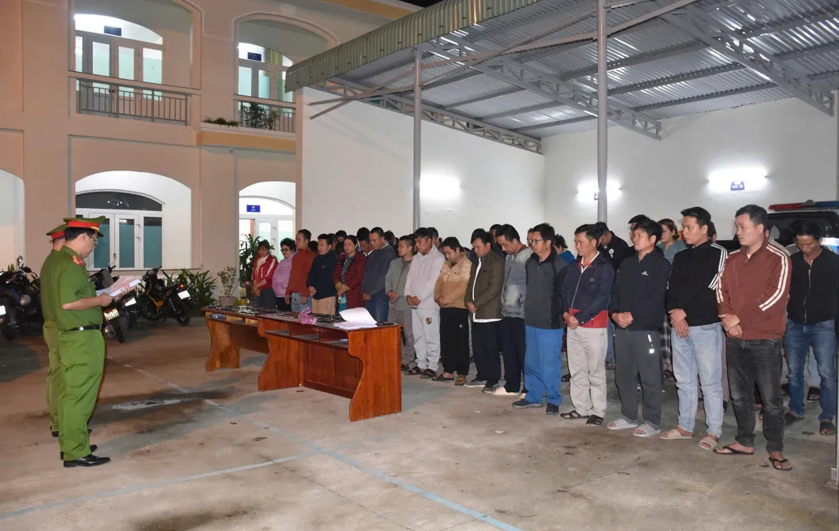 Triệt xóa đường dây “lô đề” hơn 10 tỷ đồng ở Đà Nẵng - Ảnh 1.