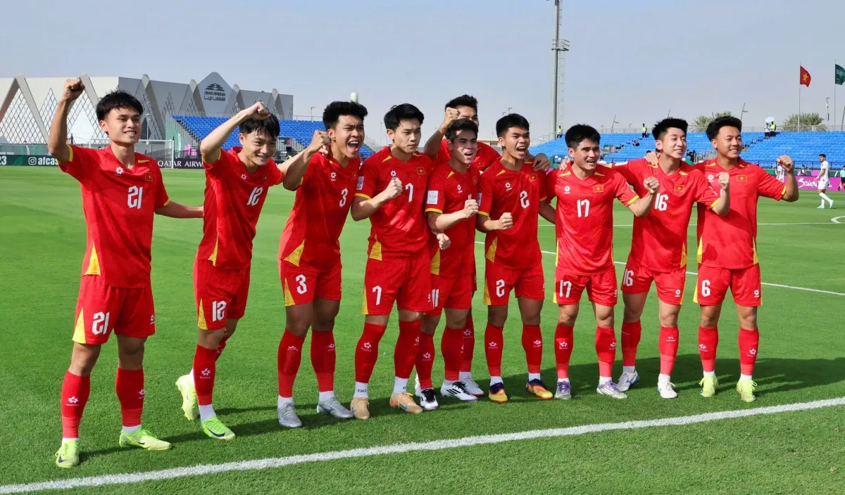 U23 Việt Nam vs U23 Kyrgyzstan: Thách thức bản lĩnh | 21h trực tiếp VTV5, VTV Cần Thơ, VTVgo
- Ảnh 1.