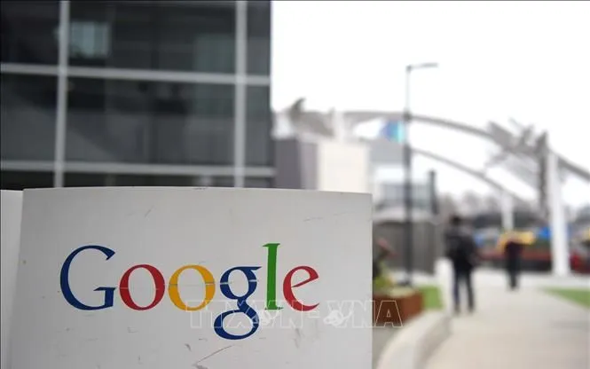 Biểu tượng Google tại trụ sở ở Mountain View, California, Mỹ. Ảnh tư liệu: AFP/TTXVN