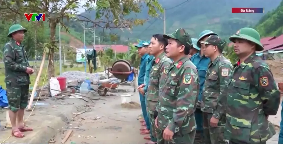 Chiến dịch Quang Trung về đ&iacute;ch thần tốc: H&agrave;ng ngh&igrave;n m&aacute;i nh&agrave; mới cho người d&acirc;n v&ugrave;ng lũ - Ảnh 5.