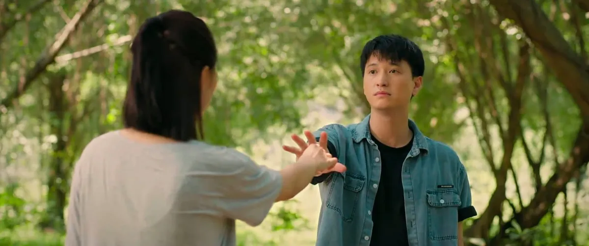 C&aacute;ch em 1 milimet: B&aacute;ch - T&uacute; ngọt ng&agrave;o ở hậu trường- Ảnh 7.