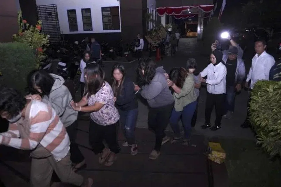 Singapore điều tra đường d&acirc;y bu&ocirc;n b&aacute;n trẻ sơ sinh xuy&ecirc;n quốc gia - Ảnh 1.