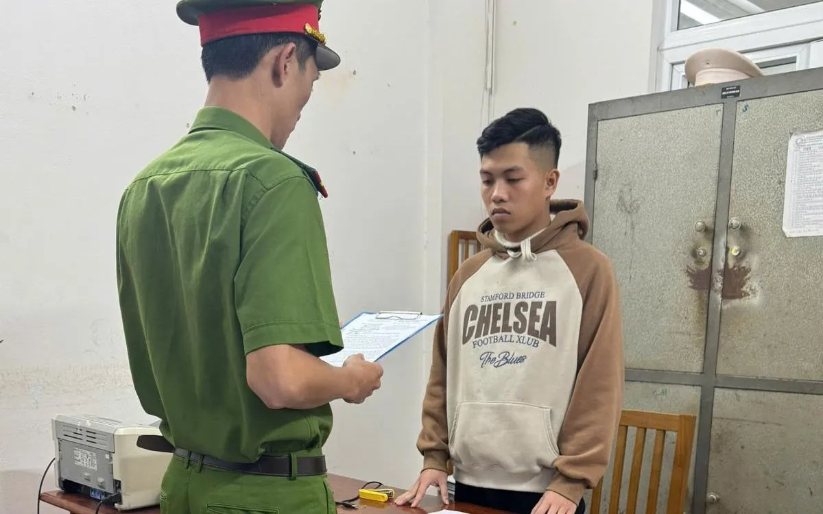 Cơ quan điều tra tống đạt quyết định khởi tố bị can đối với Nguyễn Quang Đại