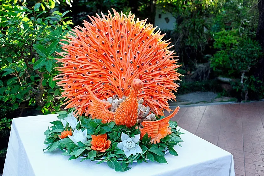 Ẩm thực cung đ&igrave;nh Huế: Nghệ thuật chế t&aacute;c ngũ sắc tr&ecirc;n b&agrave;n tiệc- Ảnh 1.