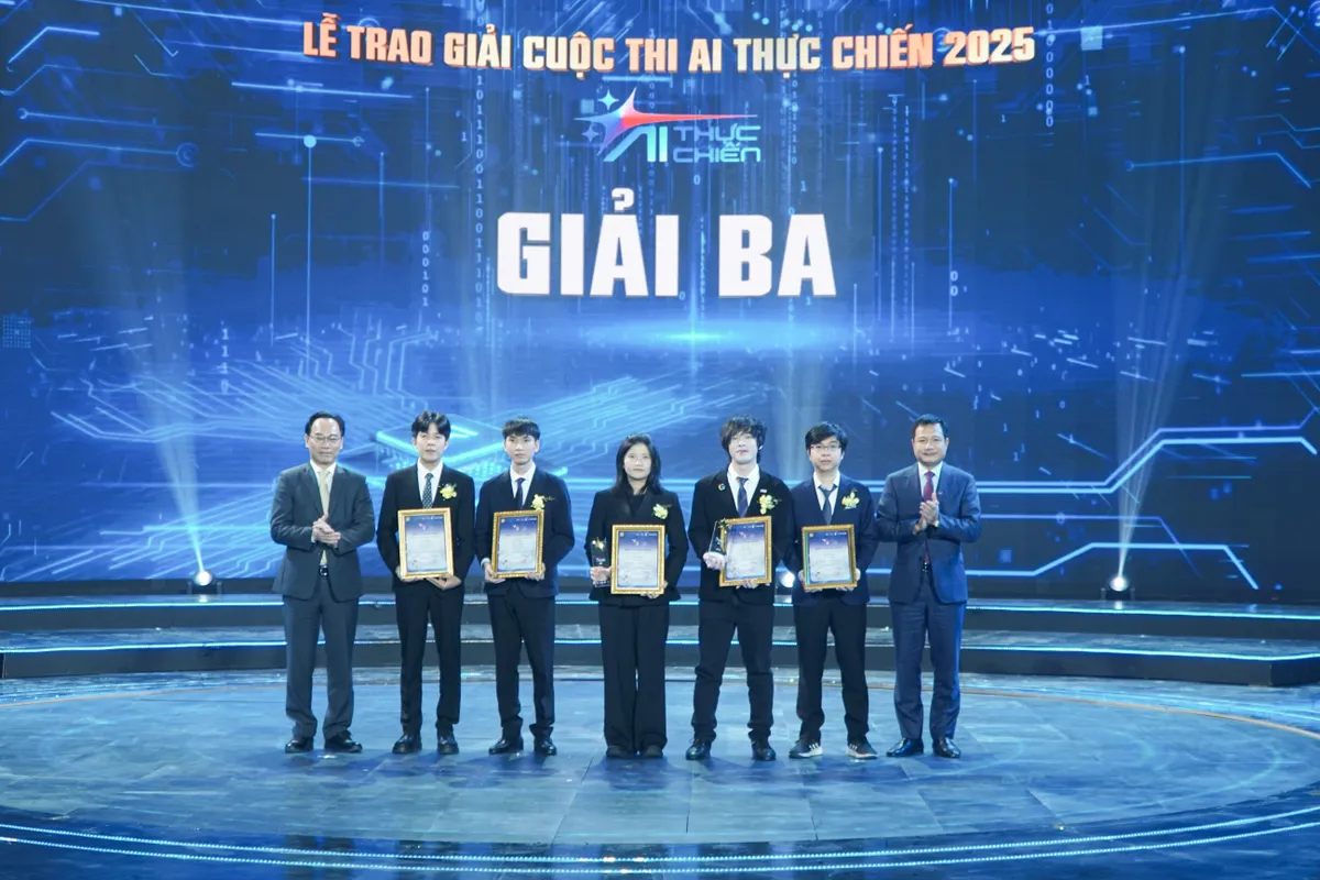 &ldquo;AI Thực chiến&rdquo; 2025: Th&uacute;c đẩy ứng dụng AI v&agrave;o c&aacute;c b&agrave;i to&aacute;n thực tiễn - Ảnh 4.
