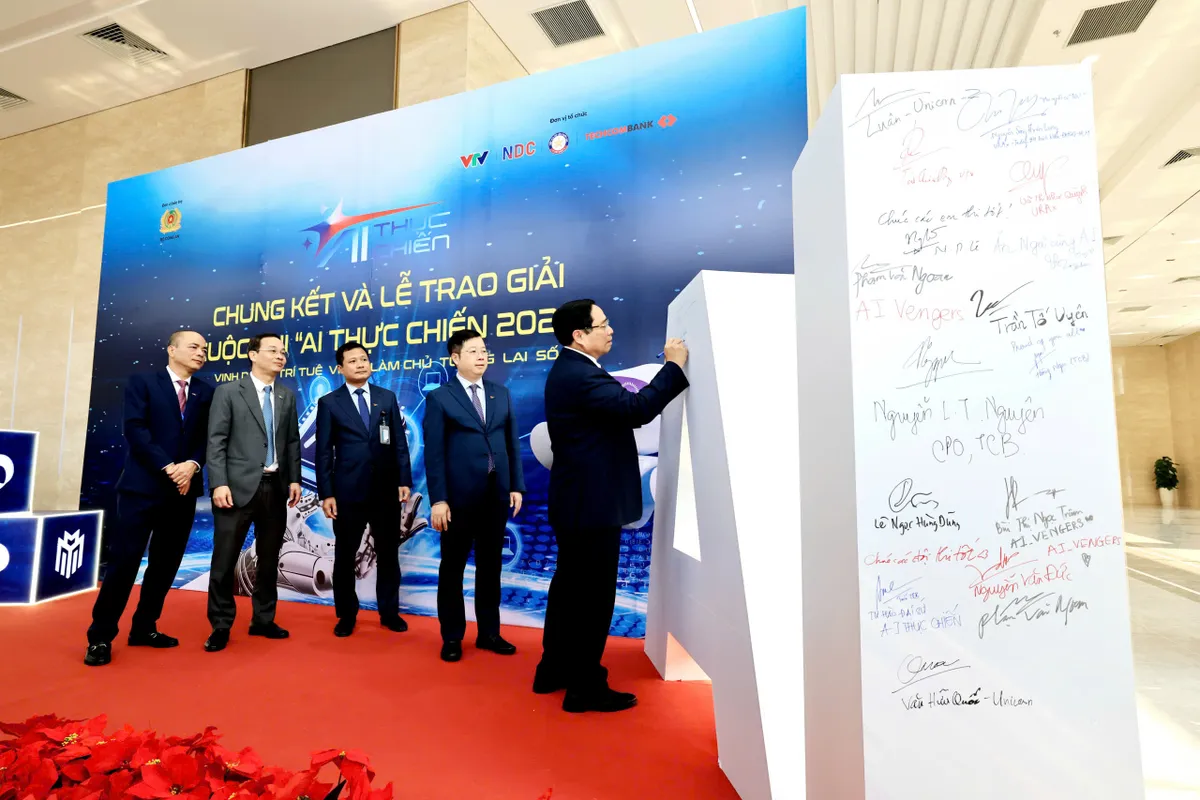 Đ&agrave;i Truyền h&igrave;nh Việt Nam đ&oacute;n nhận Hu&acirc;n chương Lao động hạng Nhất - Ảnh 4.