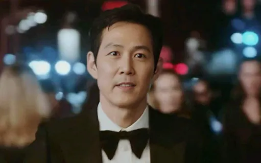Nam diễn viên Lee Jung Jae là một trong những nghệ sĩ được trả lương cao thuộc hàng TOP của Hàn Quốc, đặc biệt sau thành công của "Squid Game". (Ảnh: Kbizoom)