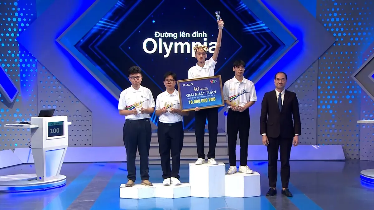 Đường l&ecirc;n đỉnh Olympia: Nam sinh Huế bứt ph&aacute; trong m&agrave;n rượt đuổi điểm số nghẹt thở- Ảnh 5.