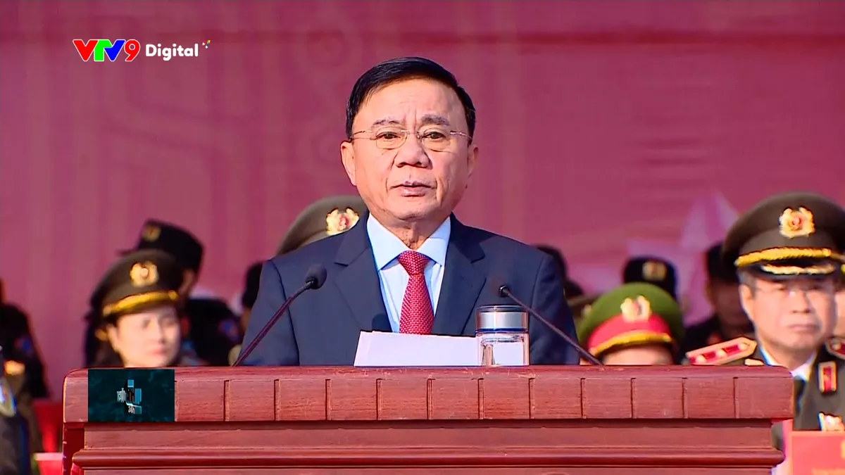 tc24h-1101-1 trần cẩm tú phát biểu chỉ đạo tịa lễ xuát binh.jpg