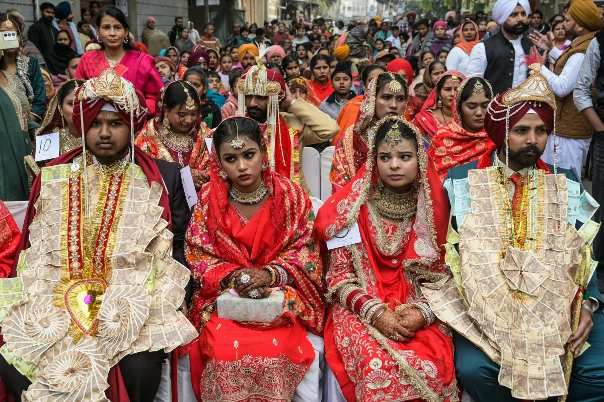 Chi ph&iacute; cưới ở một số quốc gia: &Aacute;p lực t&agrave;i ch&iacute;nh ph&iacute;a sau ng&agrave;y trọng đại - Ảnh 1.