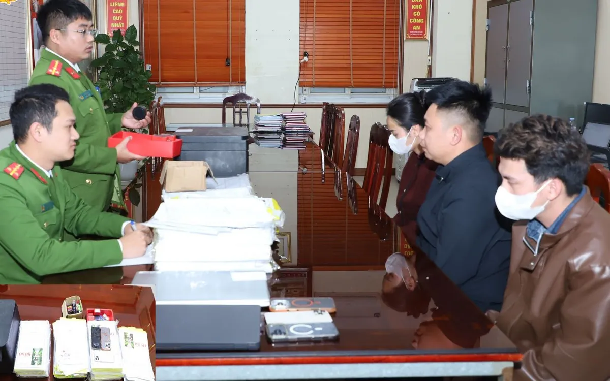 Cơ quan Công an tiến hành các biện pháp điều tra đối với 3 đối tượng