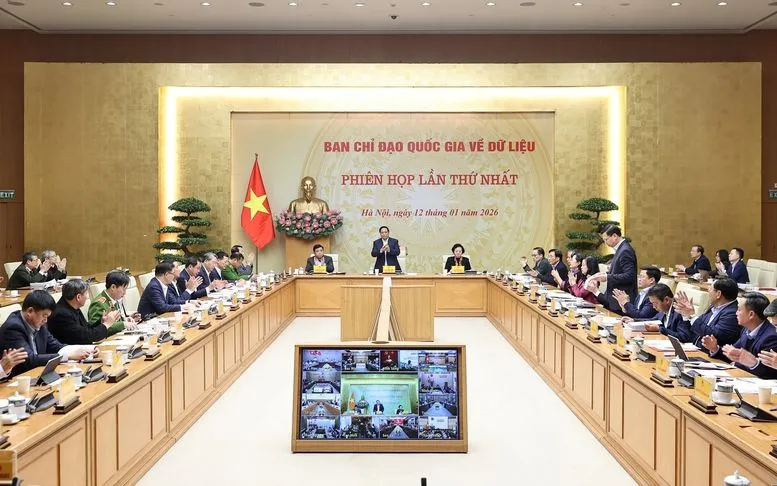 Thủ tướng Phạm Minh Chính, Trưởng Ban Chỉ đạo quốc gia về dữ liệu, chủ trì phiên họp lần thứ nhất của Ban Chỉ đạo