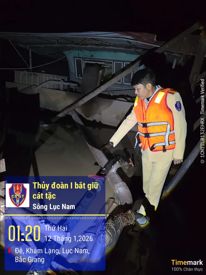 Lực lượng chức năng li&ecirc;n tiếp bắt giữ c&aacute;c vụ vi phạm nghi&ecirc;m trọng- Ảnh 1.