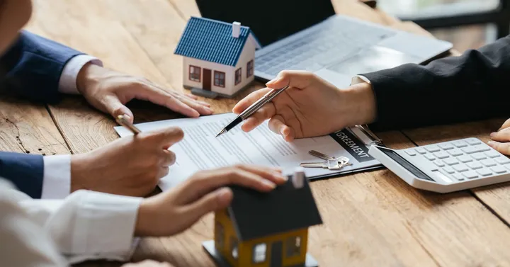 L&atilde;i suất tăng, người mua nh&agrave; n&ecirc;n xuống tiền hay tiếp tục chờ đợi?- Ảnh 1.