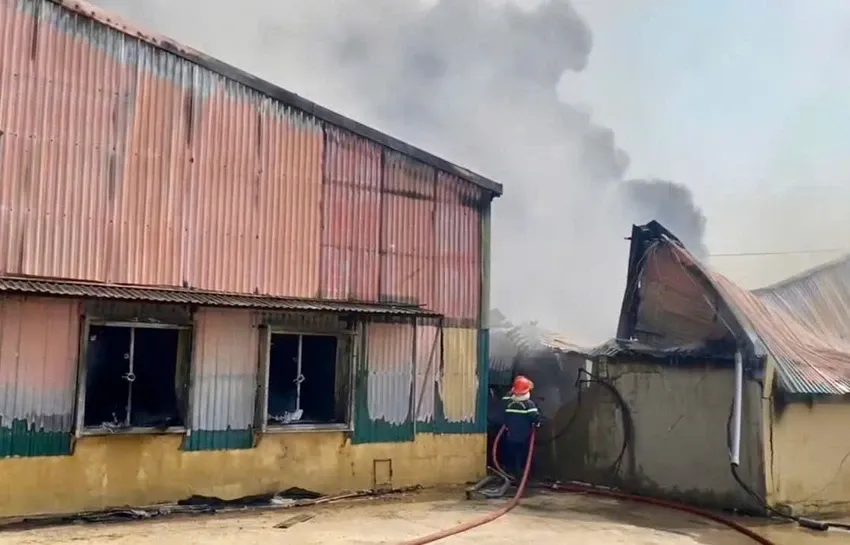 Ch&aacute;y xưởng lao động dạy nghề trong trại giam Quảng Ninh  - Ảnh 2.