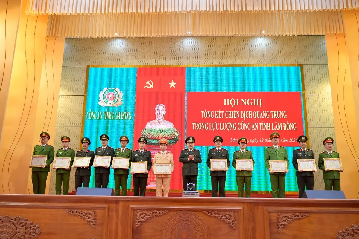 C&ocirc;ng an tỉnh L&acirc;m Đồng tổng kết Chiến dịch Quang Trung- Ảnh 4.