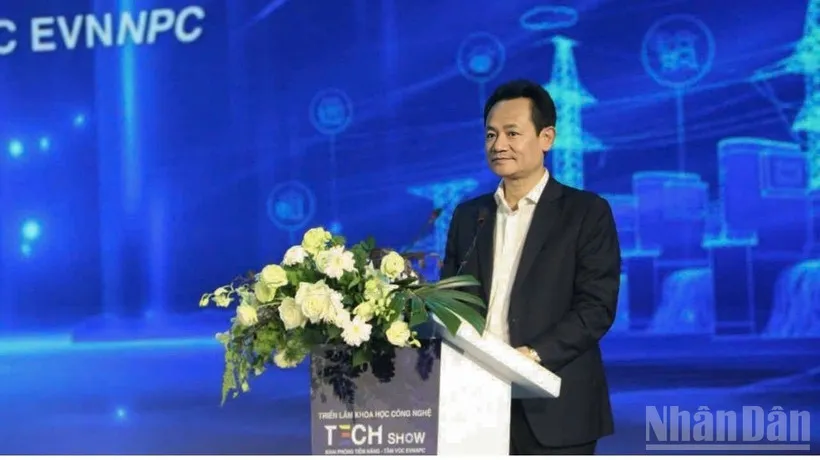 EVNNPC đẩy mạnh chuyển đổi số trong quản l&yacute; vận h&agrave;nh lưới điện ph&acirc;n phối- Ảnh 1.