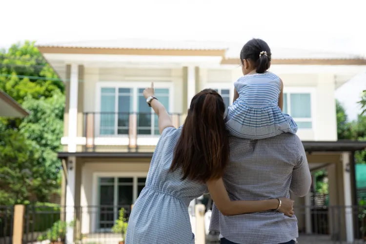 Thị trường bất động sản phục hồi giữa "s&oacute;ng l&atilde;i suất" tăng- Ảnh 2.