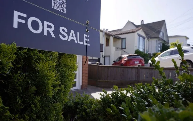 Một ngôi nhà được rao bán tại California, Mỹ. (Ảnh: THX/TTXVN)